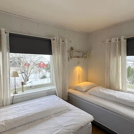 Nonstinden View Lofoten * 발스타드