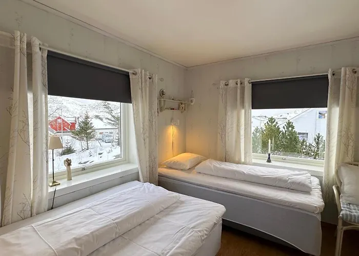 Nonstinden View Lofoten Ballstad