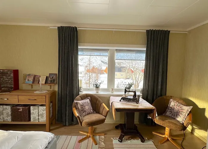 Dağ evi Nonstinden View Lofoten *